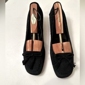 AK Anne Klein vintage black suede gently worn with small heel